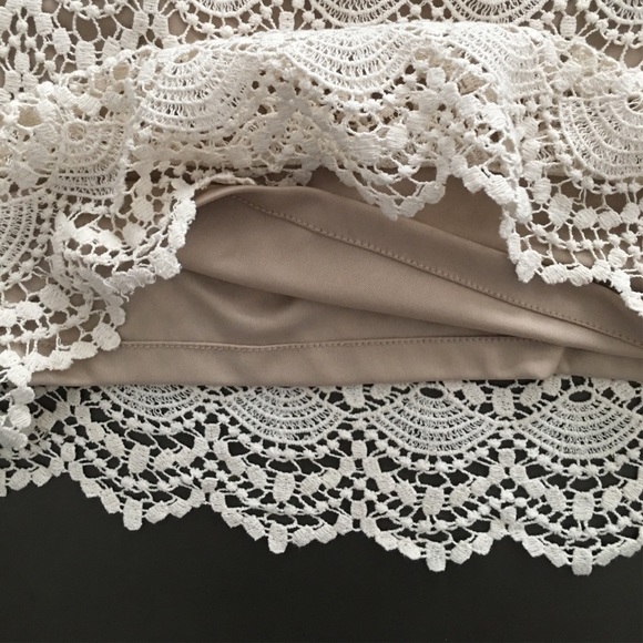 F21 Skirt - Picture 3 of 3